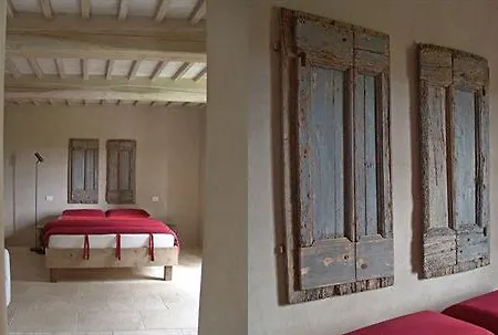 Follonico 4-Suite B&B