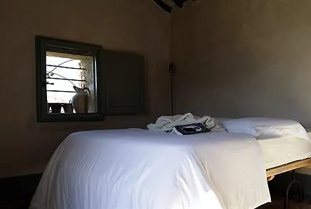 Follonico 4-Suite B&B