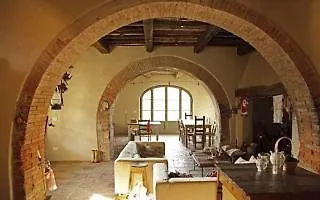 Follonico 4-Suite B&B *