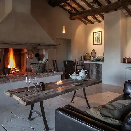 Follonico 4-Suite B&B Torrita di Siena