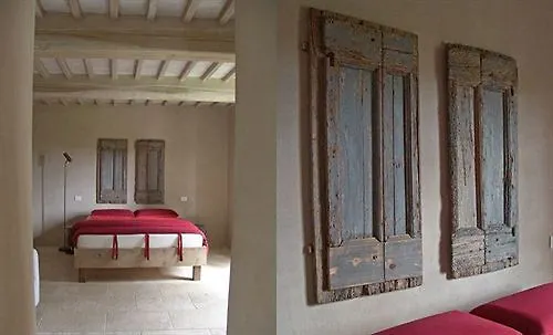 Follonico 4-Suite B&B