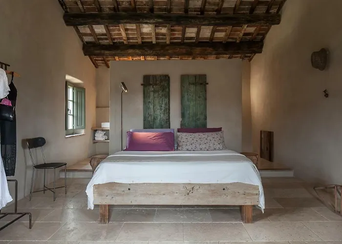 Follonico 4-Suite B&B * Torrita di Siena